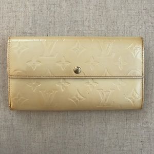 Louis Vuitton Gold Vernis Sarah Wallet